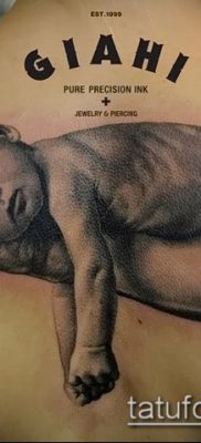 Rebbe tetovált portréja - 01072017 - példa - 072 Tetovált portré gyermek_