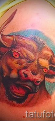 Fotó a Bika tetoválásról a Bika mintájú tetoválás jelentését bemutató cikkhez - tatufoto.ru - 44