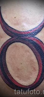 Fotó a Bika tetoválásról a Bika mintájú tetoválás jelentését bemutató cikkhez - tatufoto.ru - 41