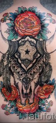Fotó a Bika tetoválásról a Bika mintájú tetoválás jelentését bemutató cikkhez - tatufoto.ru - 35
