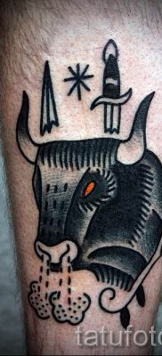 Fotó a Bika tetoválásról a Bika mintájú tetoválás jelentését bemutató cikkhez - tatufoto.ru - 33