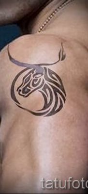 Fotó a Bika tetoválásról a Bika mintájú tetoválás jelentését bemutató cikkhez - tatufoto.ru - 8