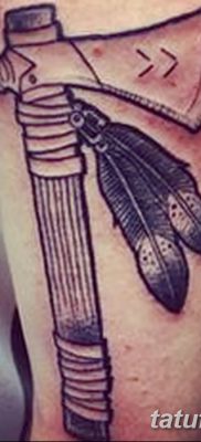 fotó a tomahawk tetoválásról, kelt 2017.10.21 -én №008 - tomahawk tetoválás -