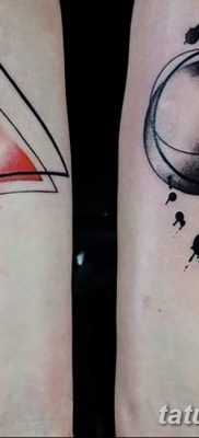 fotó háromszög és kör tetoválásról, kelt 2018.04.21 -én №061 - háromszög és kör tetoválás -