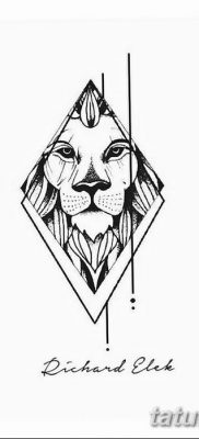 fotó egy háromszög tetoválásról egy vonallal, dátum: 2018.04.16. 008 - háromszög tetoválás vonallal -