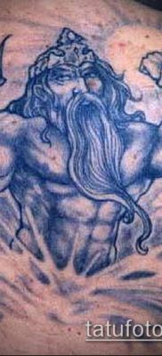 TIDES TATTOO № 804 - a kép hűvös változata, amely sikeresen használható a nyak háromszögének finomítására és tetoválásként történő alkalmazására