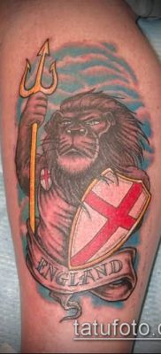 TATTOO TIDES № 766 - a kép hűvös változata, amely sikeresen használható a tetoválás megváltoztatására és alkalmazására Shiva tridentje