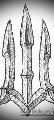 TIDO TIDOO OF TIDES № 925 - a kép exkluzív változata, amely sikeresen használható egy lány tridentjének finomítására és tetoválására