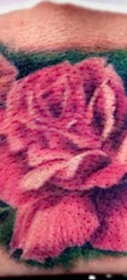 fotó három rózsatetoválásról, dátum: 2017.08.01 №04 - Három rózsás tetoválás -