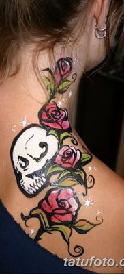 fotó három rózsatetoválásról, 2017. 08. 21 -én # 099 - Három rózsás tetoválás -