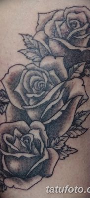 fotó három rózsatetoválásról, dátum: 2017.08.21. # 100 - Három rózsatetoválás -