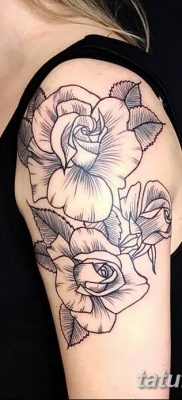 fotó három rózsatetoválásról, dátum: 2017.08.21 №110 - Három rózsás tetoválás -