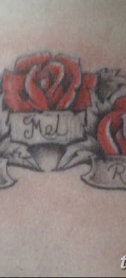 fotó három rózsatetoválásról, 2017.08.01 №042 - Három rózsás tetoválás -