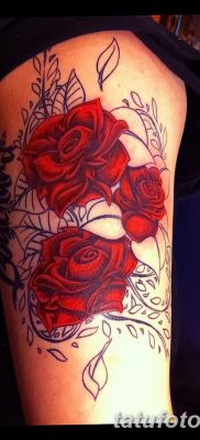 fotó három rózsatetoválásról, dátum: 2017.08.01 №074 - Három rózsás tetoválás -