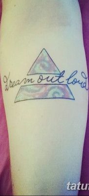 foto af en triadetatovering dateret 27-08-2017 №045 - triadetatovering -