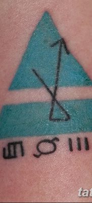 foto af en triadetatovering dateret 27-08-2017 №004 - triadetatovering -