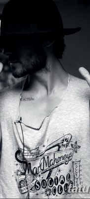 foto af en triadetatovering dateret 27-08-2017 №012 - triadetatovering -