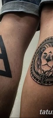foto af en triadetatovering dateret 08/27/2017 №021 - triadetatovering -