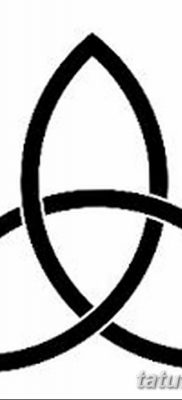 fotó tetoválás Trikvetra kelt 2017.11.26. №008 - tetoválás Trikvetra -