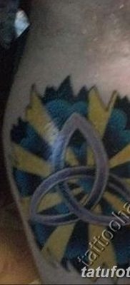 fotó tetoválás Trikvetra kelt 2017.11.26 №017 - tetoválás Trikvetra -