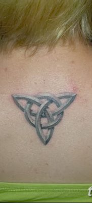fotó tetoválás Trikvetra kelt 2017.11.26 №032 - tetoválás Trikvetra -