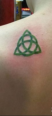 fotó tetoválás Trikvetra kelt 2017.11.26 №076 - tetoválás Trikvetra -