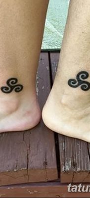 fotó triskelion tetoválásról, 2018.01.09. №012 - triskelion tetoválás -