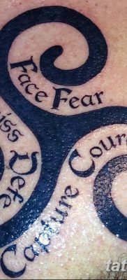 fotó triskelion tetoválásról, 2018.01.09. №035 - triskelion tetoválás -