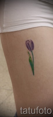 tulipán tetoválás
