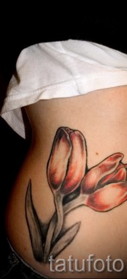 tulipán tetoválás