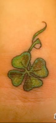 fotó a tetoválásról a szerencsére 2017.12.19 -től №017 - a szerencse tetoválása -