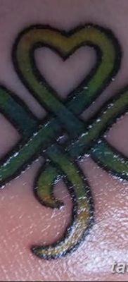 fotó a tetoválásról a szerencsére 2017.12.19 -től №023 - a szerencse tetoválása -