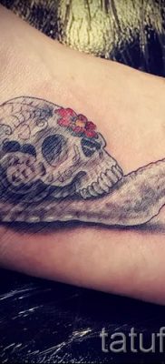 csigatetoválás fotó - egy példa a tetoválásra a tetoválás jelentését bemutató cikkhez - tatufoto.ru - 53