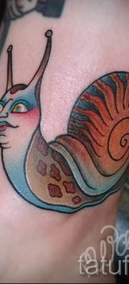 csigatetoválás fotó - egy példa a tetoválásra a tetoválás jelentését bemutató cikkhez - tatufoto.ru - 43