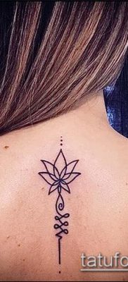 fotó tetoválásról Unalome (jelentése) - példa rajz - 057