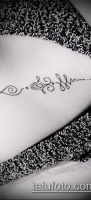 fotó tetoválásról Unalome (jelentése) - példa rajz - 047