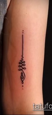 fotó tetoválásról Unalome (jelentése) - példa rajz - 042