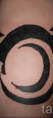 tetoválás urobros - fotó a kész tetoválásról 09012016 40