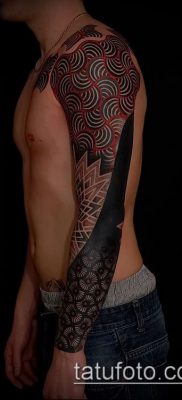 Снимка на татуировка с шарка - 18072017 - пример - 015 Татуировка с шарка