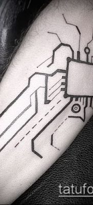 Снимка на татуировка с шарка - 18072017 - пример - 021 Татуировка с шарка