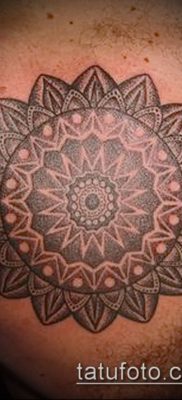 Снимка на татуировка с шарка - 18072017 - пример - 029 Татуировка с шарка