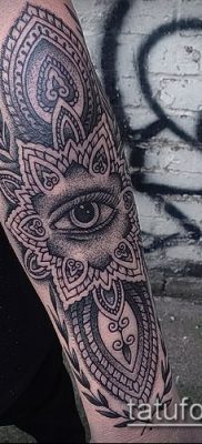 Снимка на татуировка с шарка - 18072017 - пример - 054 Татуировка с шарка