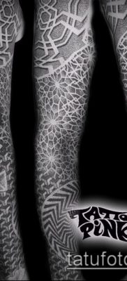 Снимка на татуировка с шарка - 18072017 - пример - 058 Татуировка с шарка