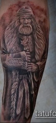 Veles tetoválásfotó (érték) - példa egy érdekes tetoválási rajzra - 029