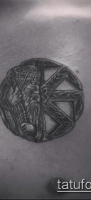 Veles tetoválásfotó (érték) - példa egy érdekes tetoválási rajzra - 017