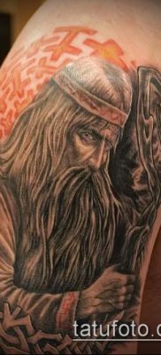 Veles tetoválásfotó (érték) - példa egy érdekes tetoválási rajzra - 014