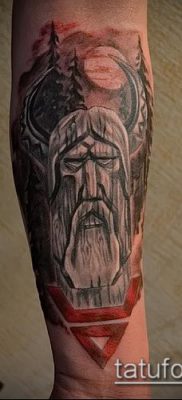 Veles tetoválásfotó (érték) - példa egy érdekes tetoválási rajzra - 009