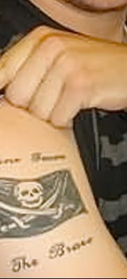 fotó tetoválás Jolly Roger kelt 2017. 09. 22 -én №062 - tetoválás Jolly Roger -