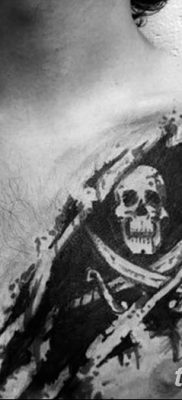 fotó tetoválás Jolly Roger kelt 2017. 09. 22 -én №022 - tetoválás Jolly Roger -