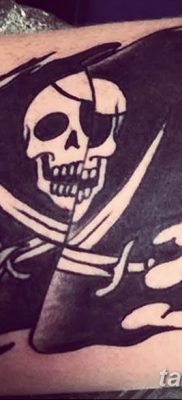 fotó tetoválás Jolly Roger kelt 2017. 09. 22 -én №025 - tetoválás Jolly Roger -